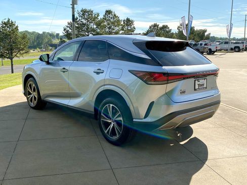 Used 2025 Lexus RX 350 FWD w/ Technology Package image 4