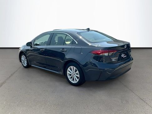 Used 2024 Toyota Corolla XLE FWD image 5