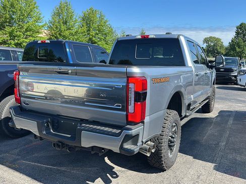 Used 2026 Ford F250 Lariat AWD/4WD image 3
