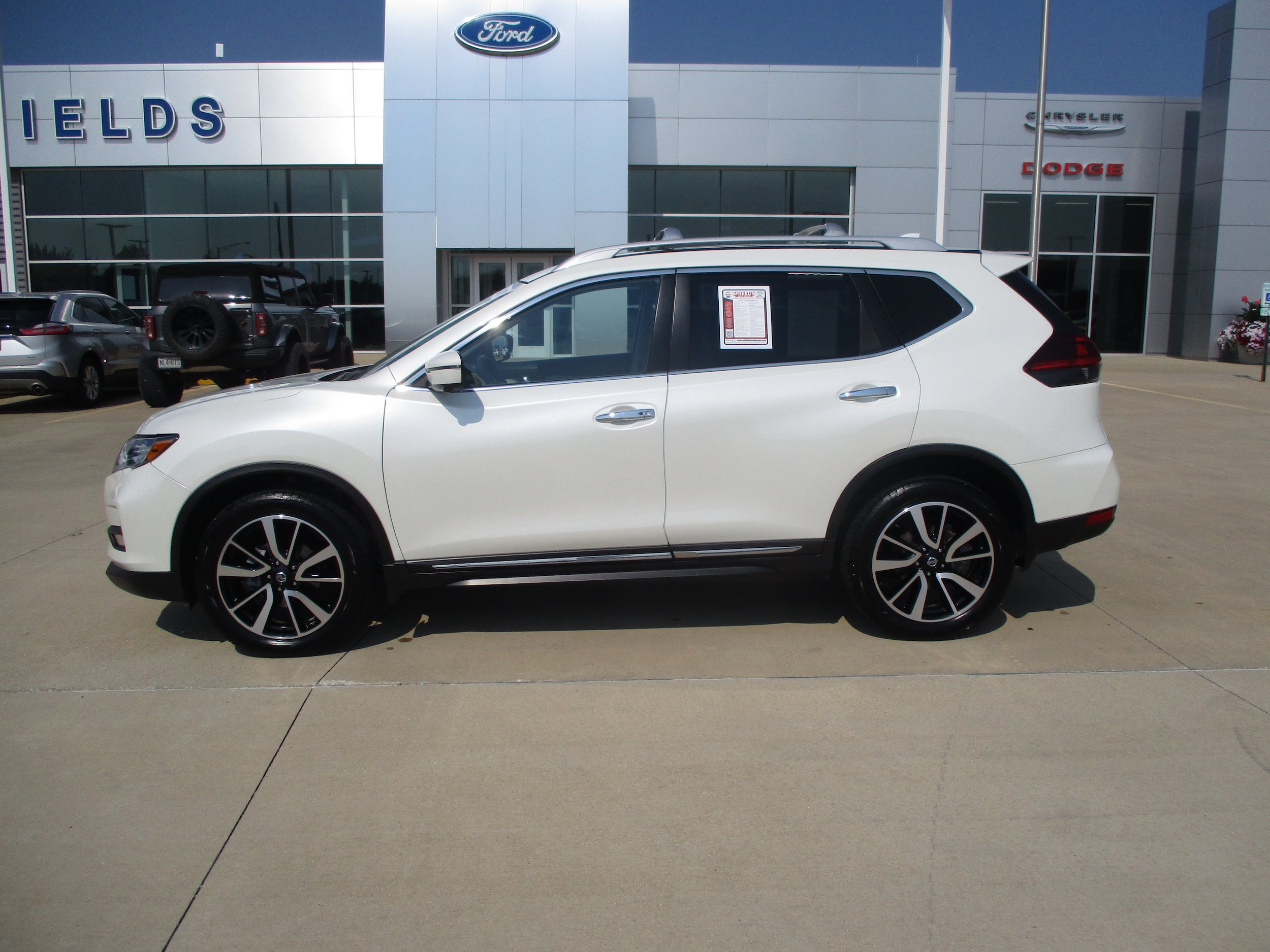 Used 2020 Nissan Rogue SL w/ Premium Package AWD/4WD image 3