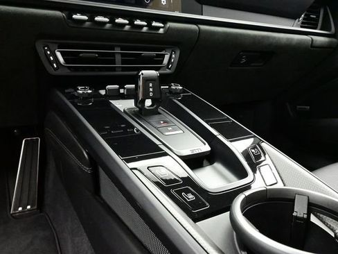 Certified 2024 Porsche 911 Carrera GTS RWD image 11