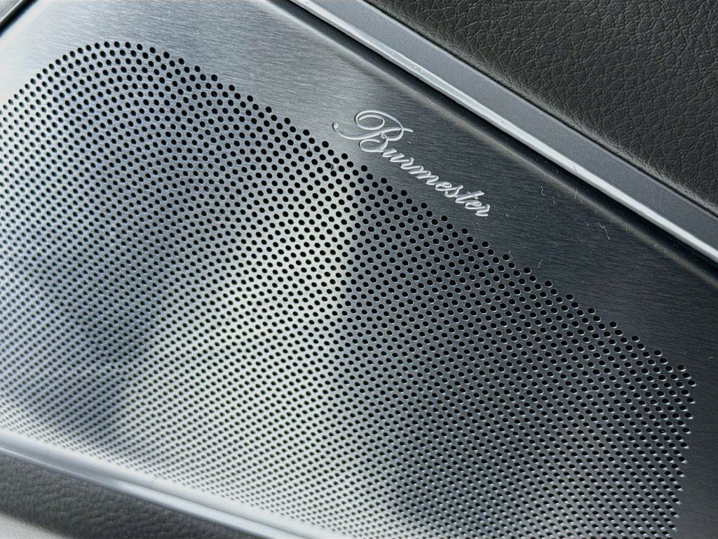Certified 2023 Porsche Cayenne Platinum Edition AWD/4WD image 12