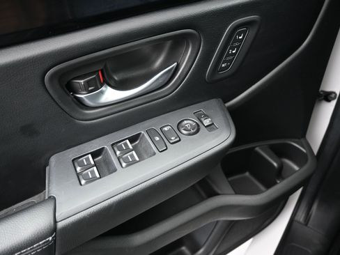 Certified 2024 Honda Pilot EX-L image 18