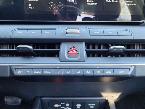 New 2025 Kia K4 LXS image 21