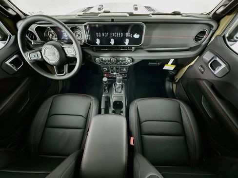 New 2026 Jeep Gladiator Rubicon AWD/4WD image 9