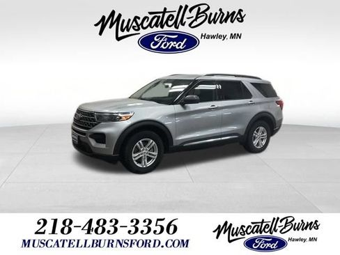 Used 2023 Ford Explorer XLT AWD/4WD image 1