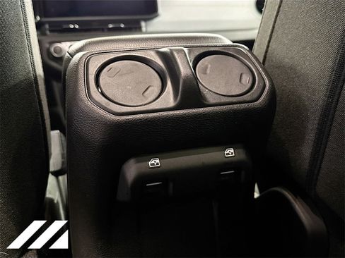 Used 2024 Jeep Wrangler Unlimited w/ Convenience Group image 25