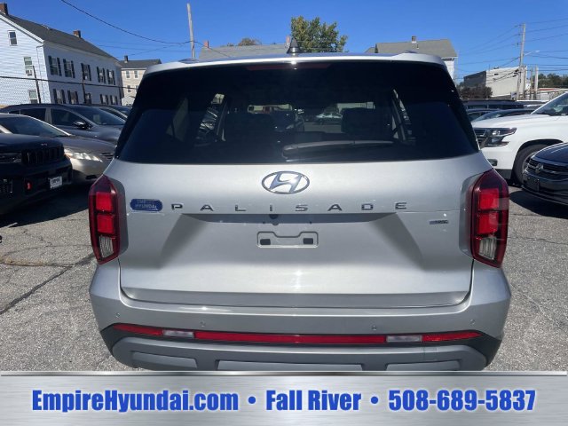 Used 2024 Hyundai Palisade SEL w/ Premium Package AWD/4WD image 4