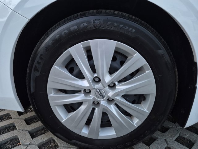 Certified 2024 Nissan Sentra S FWD image 11