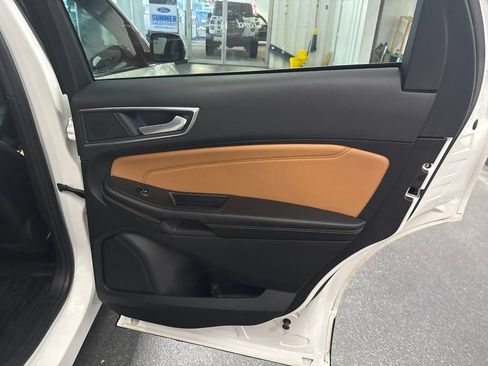 Used 2024 Ford Edge Titanium w/ Titanium Elite Package AWD/4WD image 33