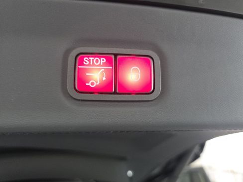 Used 2024 Mercedes-Benz Maybach GLS 600 4MATIC image 13