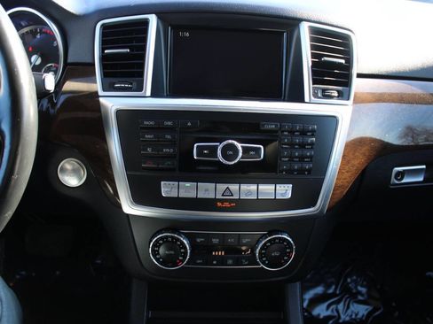 Used 2015 Mercedes-Benz ML 250 BlueTEC 4MATIC image 13