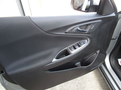 Used 2023 Chevrolet Malibu LT image 18