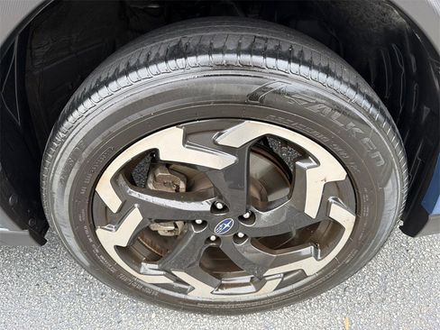 Used 2023 Subaru Crosstrek 2.5i Limited w/ Popular Package #3 image 12