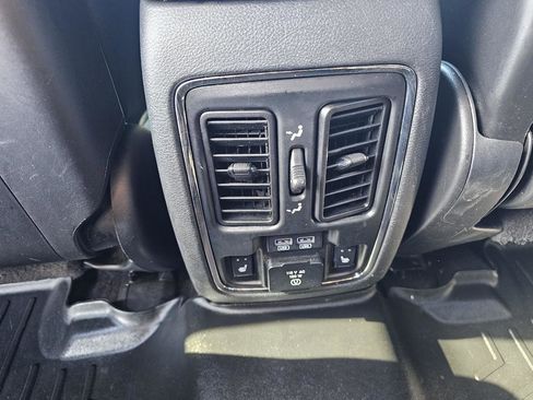 Used 2017 Dodge Durango GT w/ Premium Group image 10