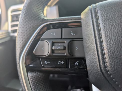Used 2024 Toyota Tundra Platinum AWD/4WD image 24