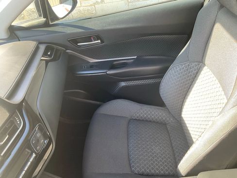 Used 2021 Toyota C-HR LE image 15
