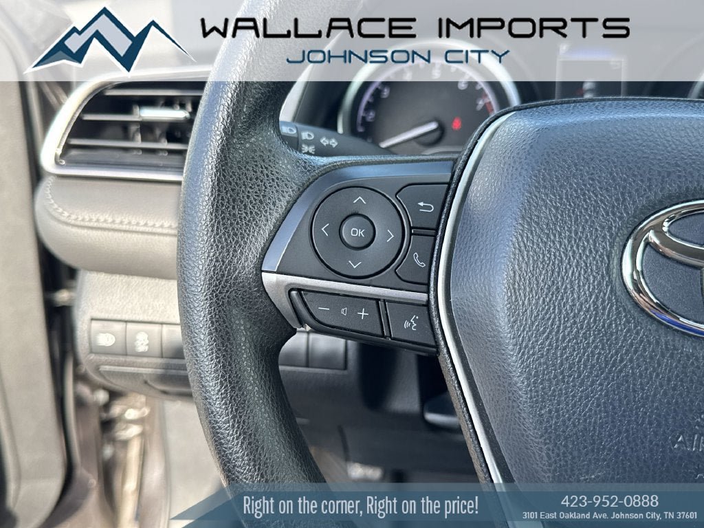 Used 2023 Toyota Camry LE FWD image 28
