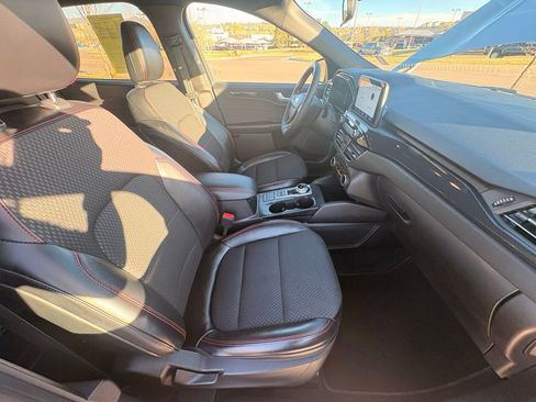 Used 2023 Ford Escape ST-Line AWD/4WD image 34