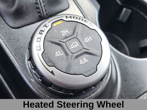 Used 2022 Ford Bronco Badlands image 29