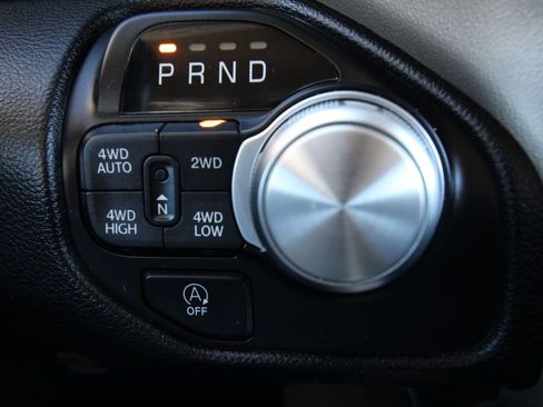 Used 2021 RAM 1500 Laramie image 18