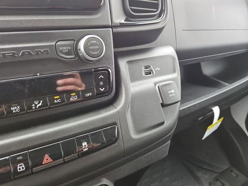 New 2025 RAM ProMaster 1500 w/ Convenience Group FWD image 27