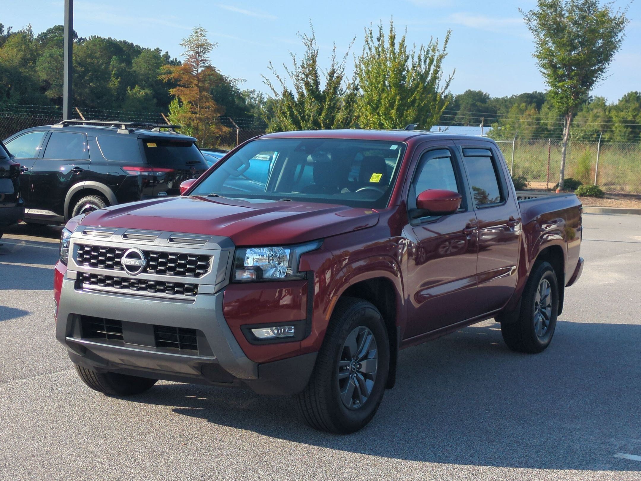 Certified 2025 Nissan Frontier SV w/ SV Convenience Package RWD image 8