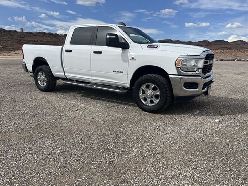 Used 2024 RAM 2500 Big Horn w/ Off Road Package AWD/4WD image 1
