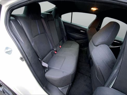 Used 2020 Toyota Corolla SE FWD image 19