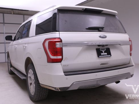 Used 2020 Ford Expedition XLT w/ Equipment Group 202A image 2