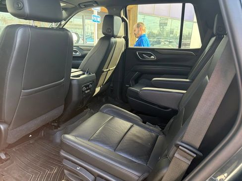 Used 2021 Chevrolet Tahoe LT w/ LT Signature Package AWD/4WD image 8