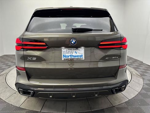 New 2026 BMW X5 xDrive50e w/ M Sport Package AWD/4WD image 15