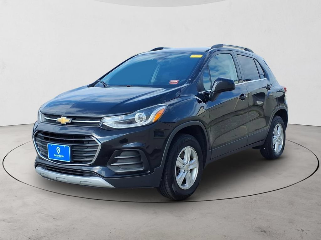 Used 2017 Chevrolet Trax LT AWD/4WD image 1