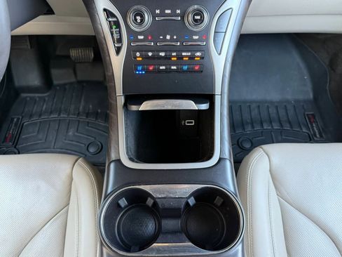 Used 2017 Lincoln MKX Reserve FWD image 46