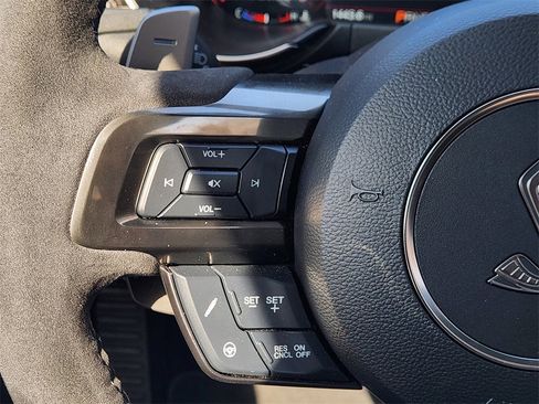 Used 2021 Ford Mustang Shelby GT500 w/ Technology Package image 25