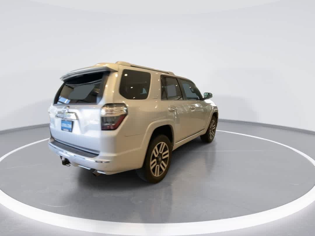 Used 2016 Toyota 4Runner Limited AWD/4WD image 8