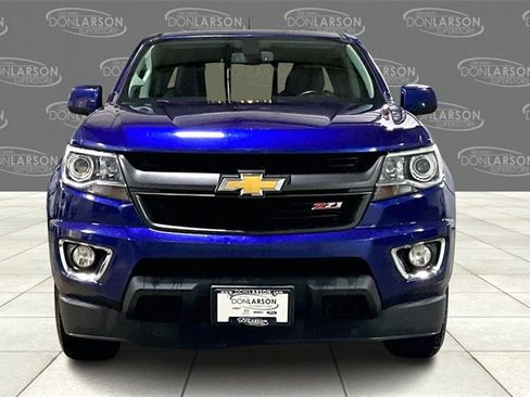 Used 2017 Chevrolet Colorado Z71 image 2