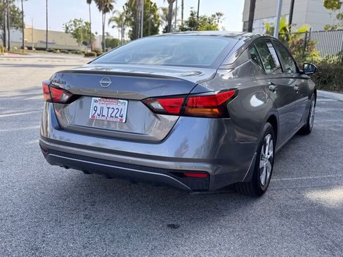Certified 2024 Nissan Altima 2.5 S FWD image 8