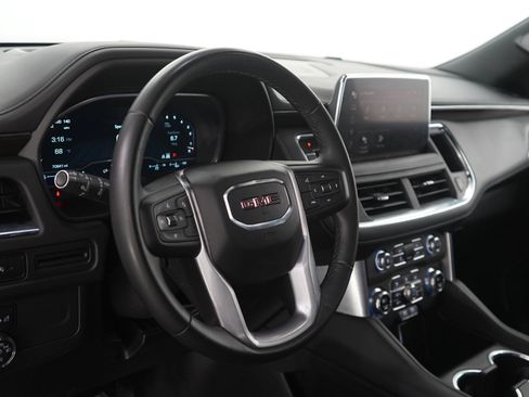 Used 2023 GMC Yukon XL SLE image 22