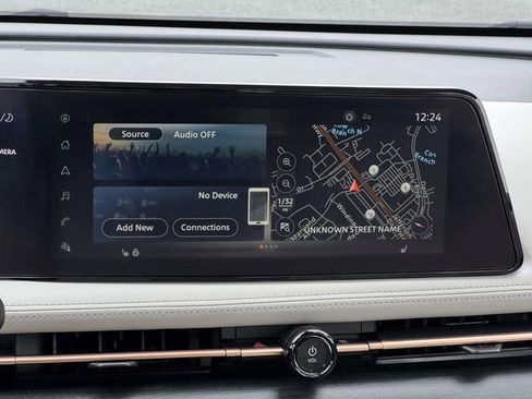 Used 2023 Nissan Ariya AWD image 20