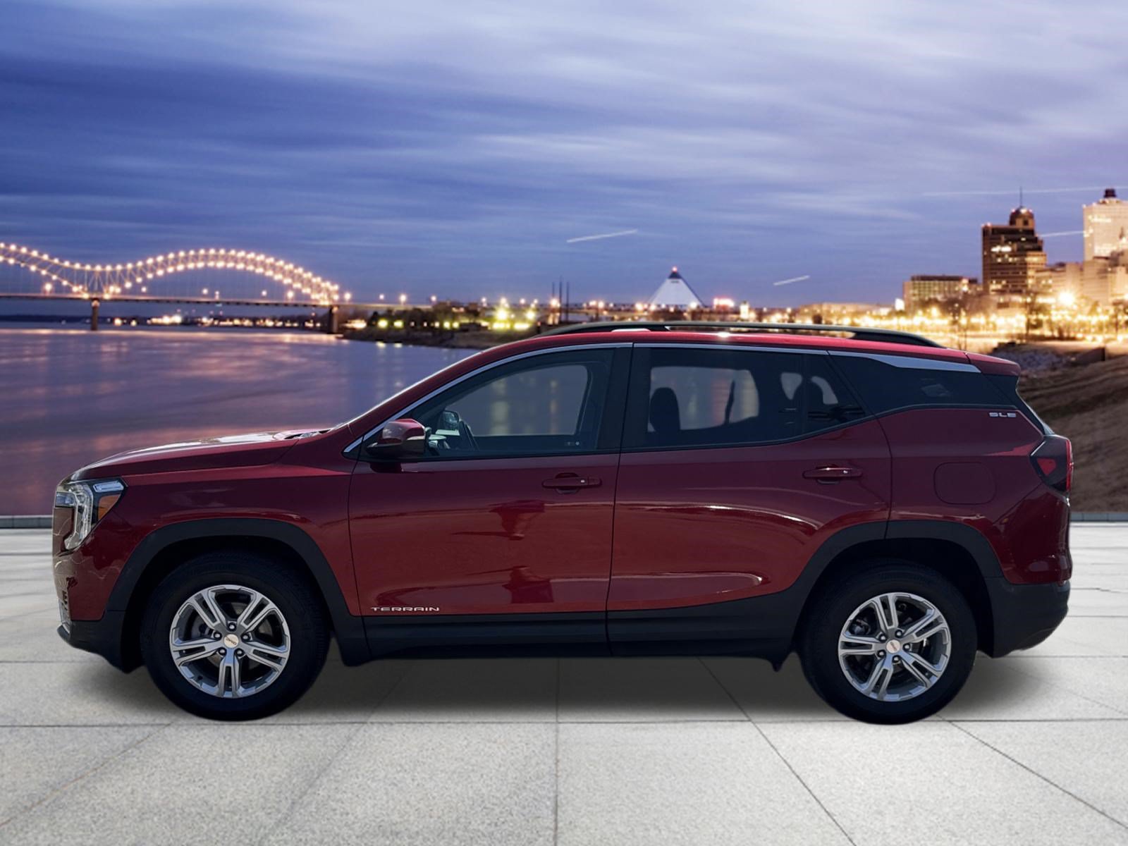 Used 2023 GMC Terrain SLE w/ Driver Convenience Package AWD/4WD image 2