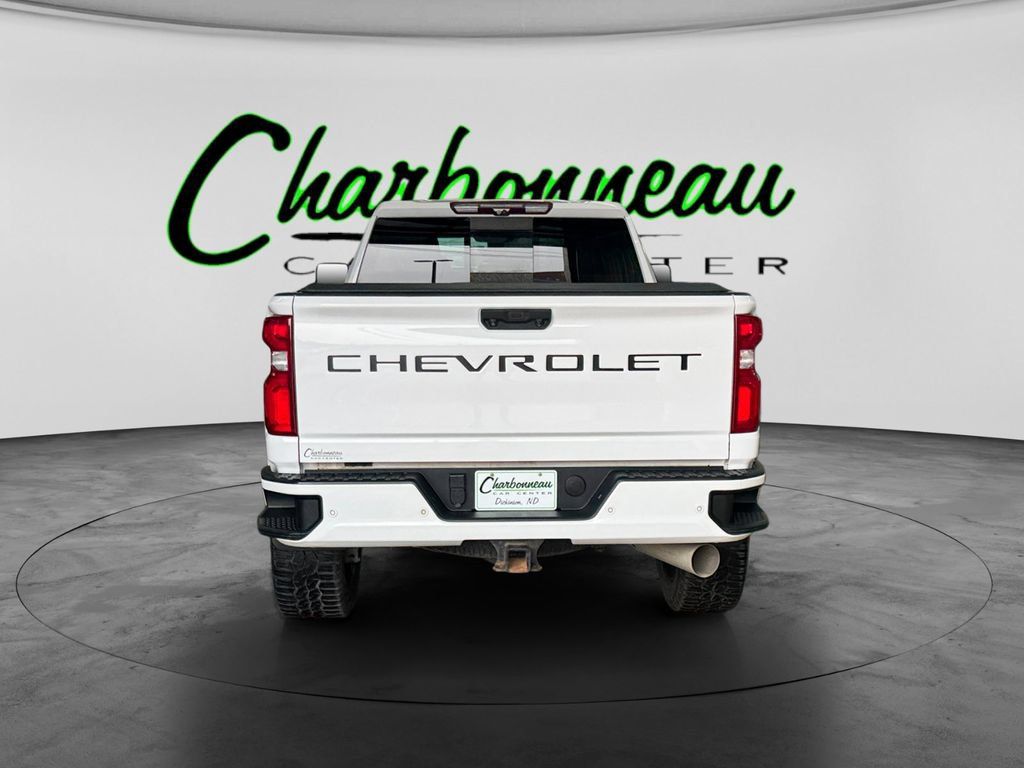 Used 2020 Chevrolet Silverado 2500 High Country w/ Technology Package AWD/4WD image 4