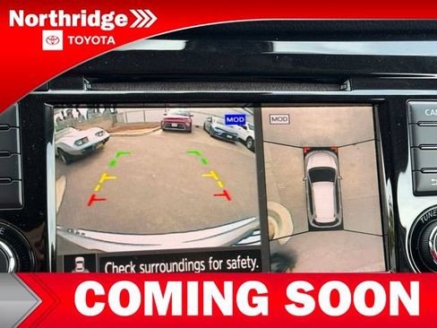 Used 2019 Nissan Rogue SV w/ Premium Package FWD image 9