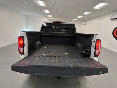 Used 2023 GMC Sierra 1500 Pro w/ Pro Value Package RWD image 8