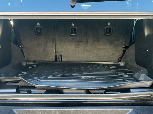 Used 2019 Jeep Wrangler Unlimited Sahara image 22