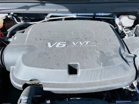 Used 2022 GMC Canyon AT4 image 28