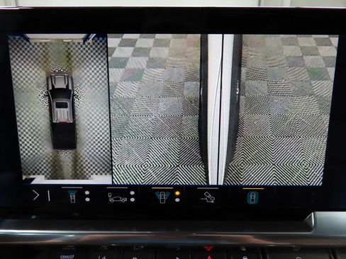 Used 2024 Chevrolet Silverado 2500 High Country w/ High Country Premium Package image 20