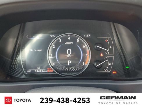 Used 2022 Lexus UX 200 w/ Accessory Package (Z2) image 25