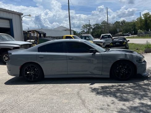 Used 2022 Dodge Charger R/T w/ Blacktop Package RWD image 6