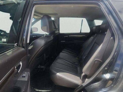Used 2012 Hyundai Santa Fe Limited AWD/4WD image 7